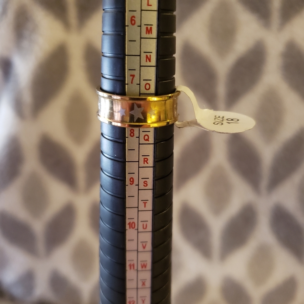 NEW Unisex Stainless Steel Star‎ Etched Ring Size 7.5